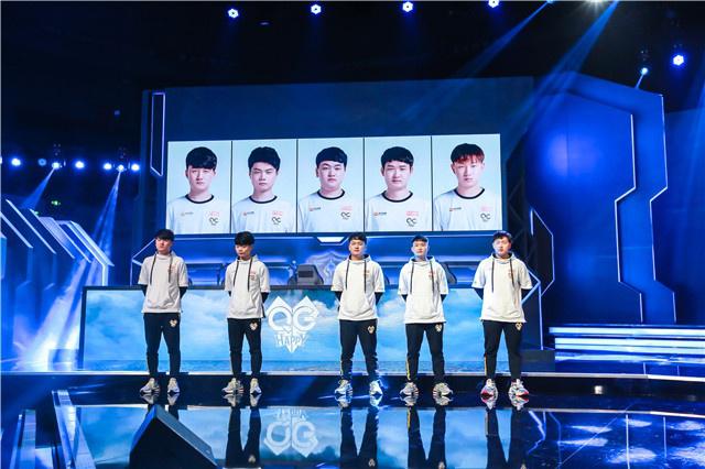 证球队能够 证球队能够