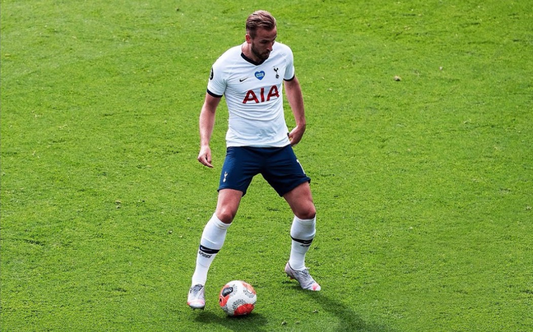 在他的带领 在他的带领